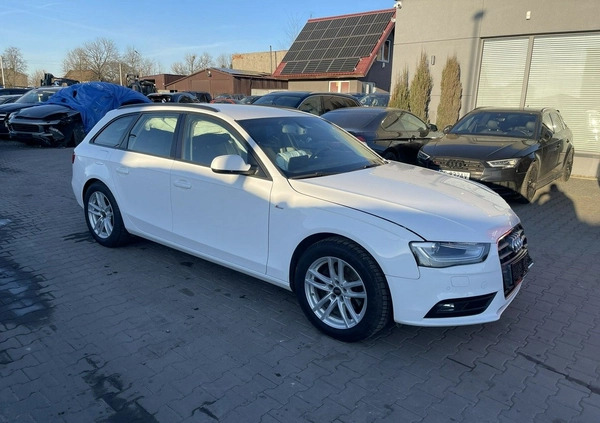Audi A4 cena 29900 przebieg: 260500, rok produkcji 2014 z Lębork małe 79